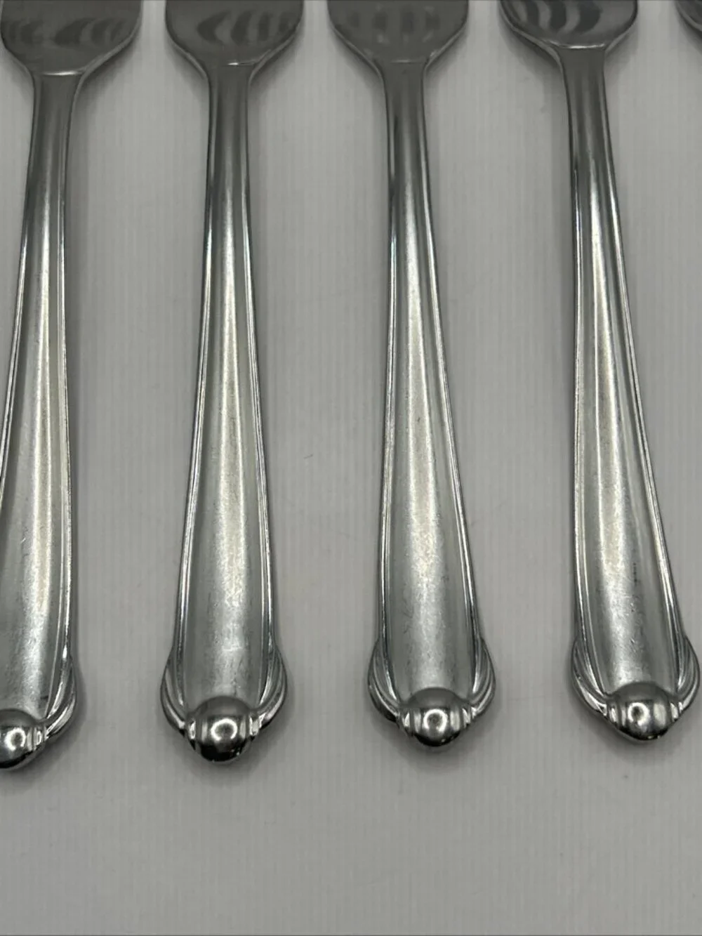 Mikasa CLASSICO SATIN Dinner Forks (Set of 8) Gerald Patrick 18/8 Korea 8 1/8